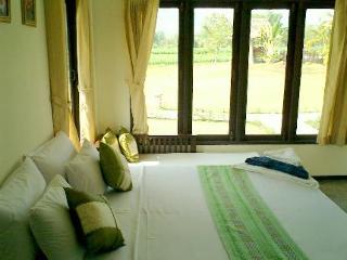 The Oriental Village Resort & Mountain Veiw Чиангмай Екстериор снимка